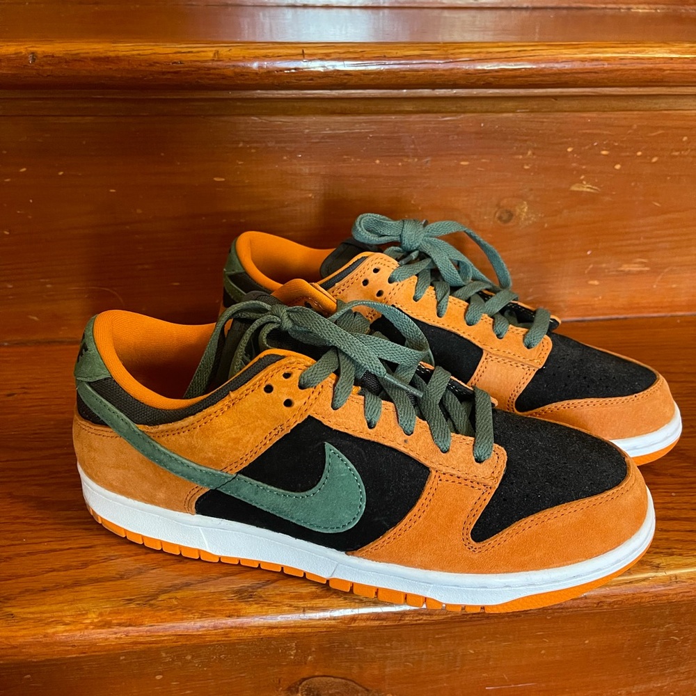 NIKE LOW DUNKS - ceramic size 8!!